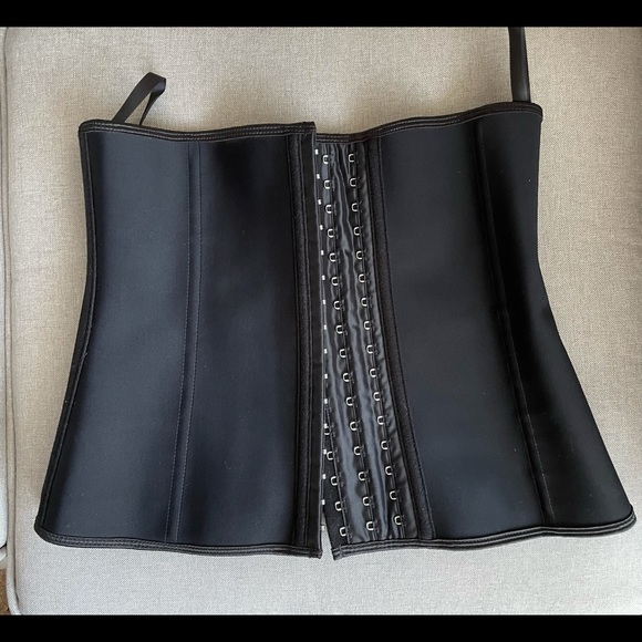 Other - NWOT Waist Trainer